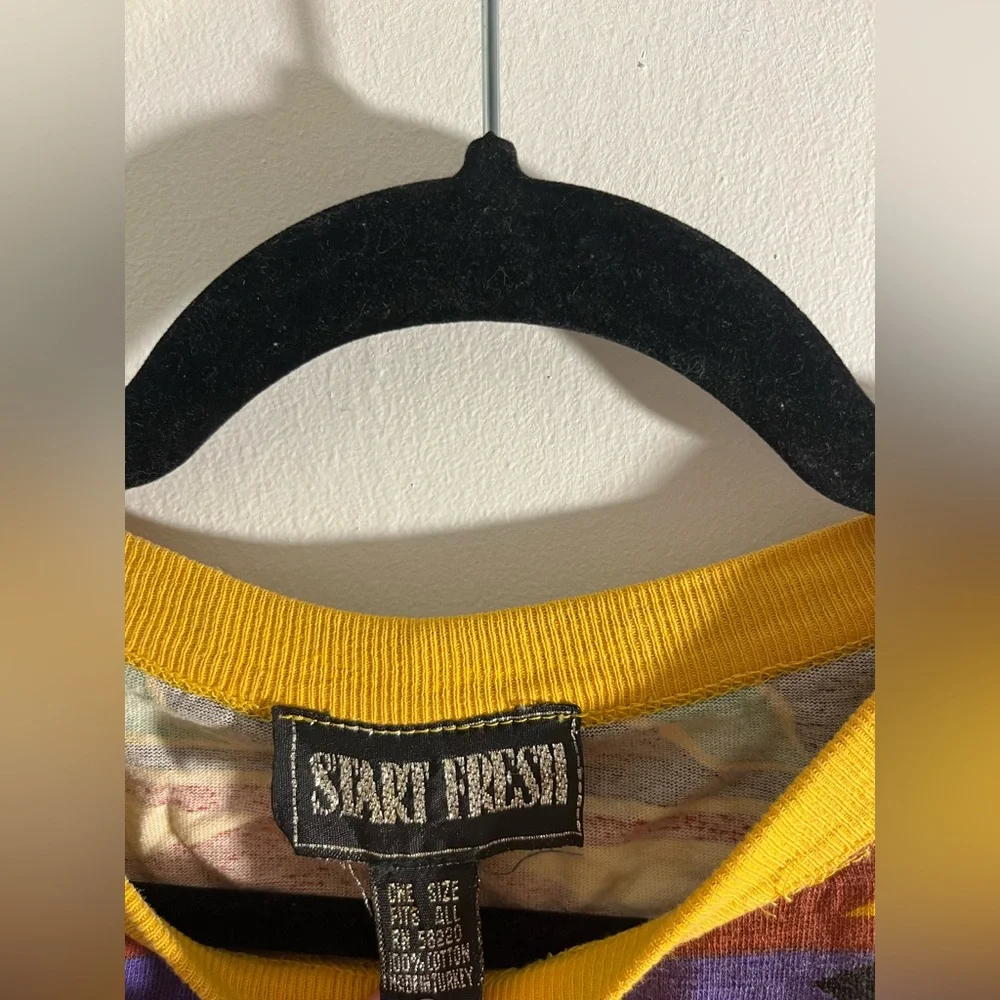 Start Fresh Vintage Geometric Tee - Picture 2 of 6